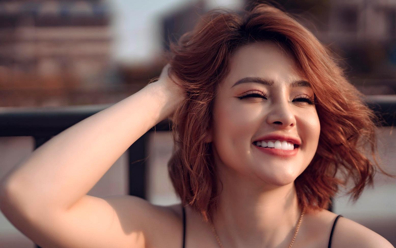 Detailarbeit bei künstlerischer Gestaltung